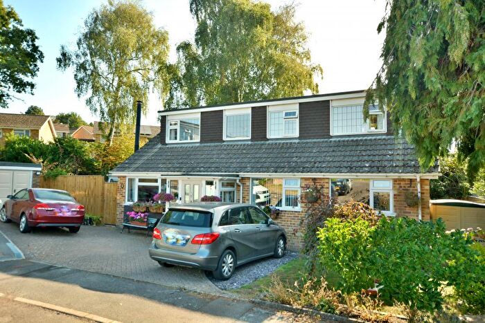 4 Bedroom Detached House For Sale In Olivers Way, Colehill, Dorset, BH21