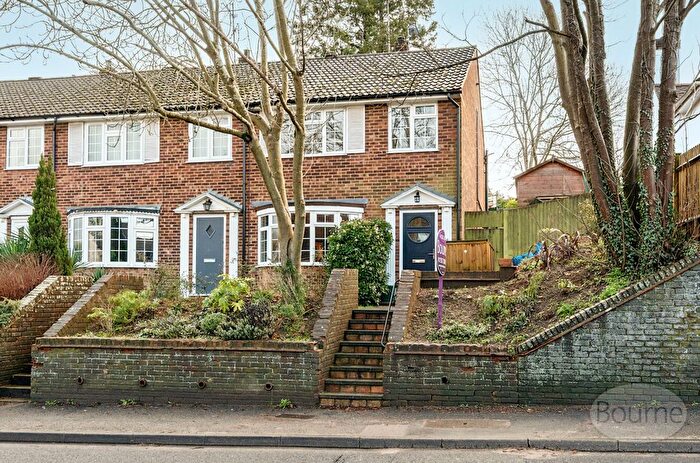 3 Bedroom End Terrace House For Sale In The Street, Wrecclesham, Farnham, Surrey, GU10