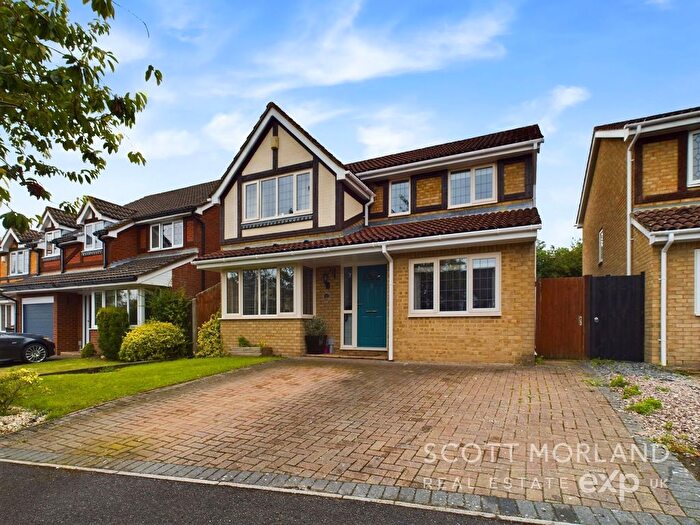 4 Bedroom Detached House For Sale In Whitestones, Basingstoke, RG22