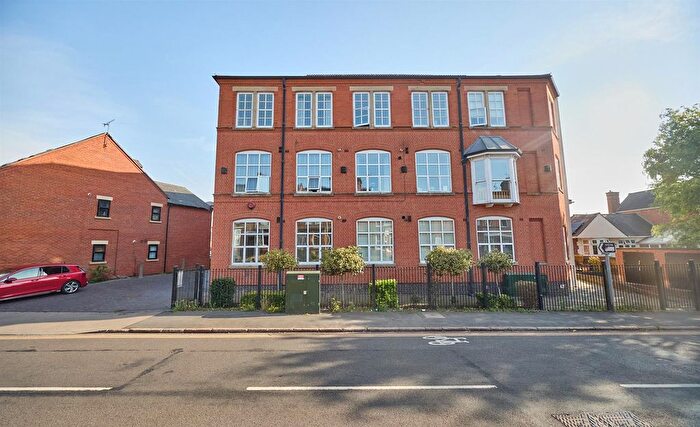 1 Bedroom Flat For Sale In Shilton Road, Barwell, Leicester, LE9