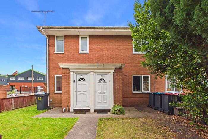 2 Bedroom Flat To Rent In Telford Way, Saltney, CH4