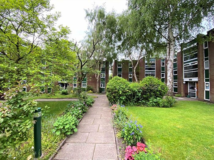 2 Bedroom Flat To Rent In Ashfell Court, Edge Lane, Chorlton, M21