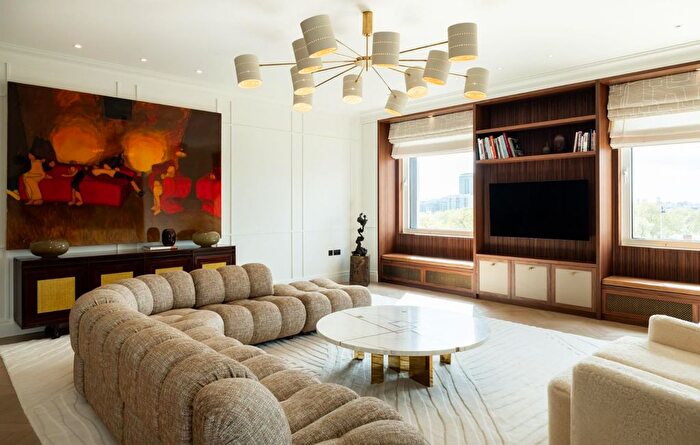 3 Bedroom Flat For Sale In Carlton Gardens, London, SW1Y