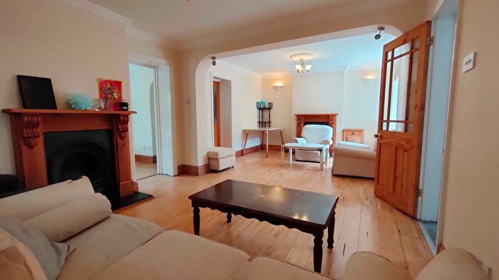 4 Bedroom Detached House To Rent In Borgard Road, Woolwich, SE18