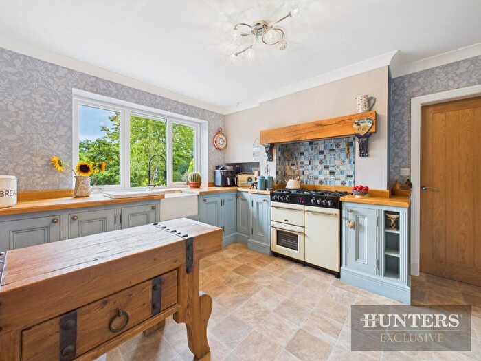 3 Bedroom Detached Bungalow For Sale In Hay Brow Close, Scalby, Scarborough, YO13