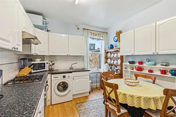 1 Bedroom Flat To Rent In Balfern Grove, London, W4