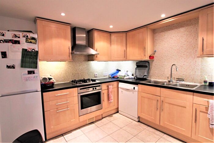 2 Bedroom Flat For Sale In Downhurst Court, Parson Street, NW4