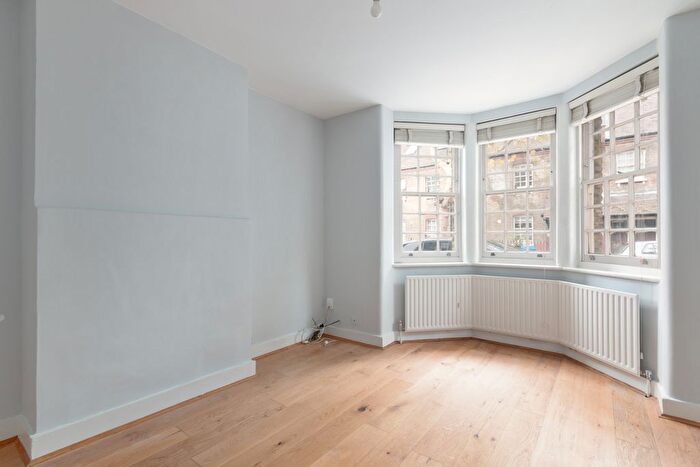 1 Bedroom Flat To Rent In Wooler Street, Walworth Village, London, SE17