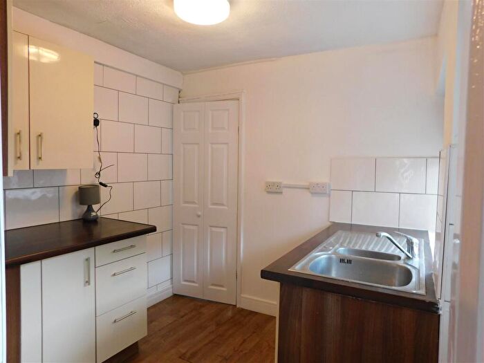 2 Bedroom Terraced House To Rent In Bucks Hill, Nuneaton, CV10