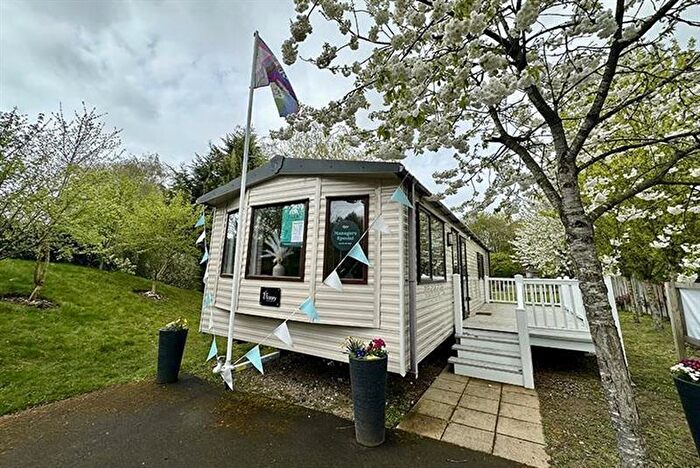 3 Bedroom Lodge For Sale In Victory Coaster, Tattershall Lakes Country Park, Sleaford Rd, Tattershall, Lincolnshire, LN4