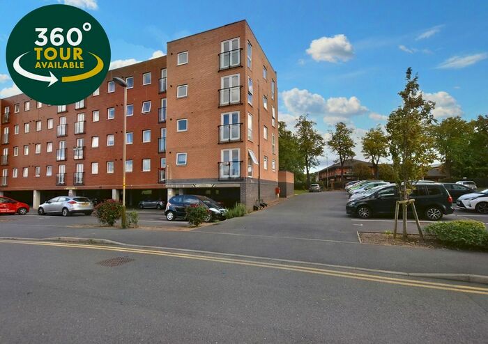 2 Bedroom Flat To Rent In Pavilion Close, City Centre, Leicester, LE2