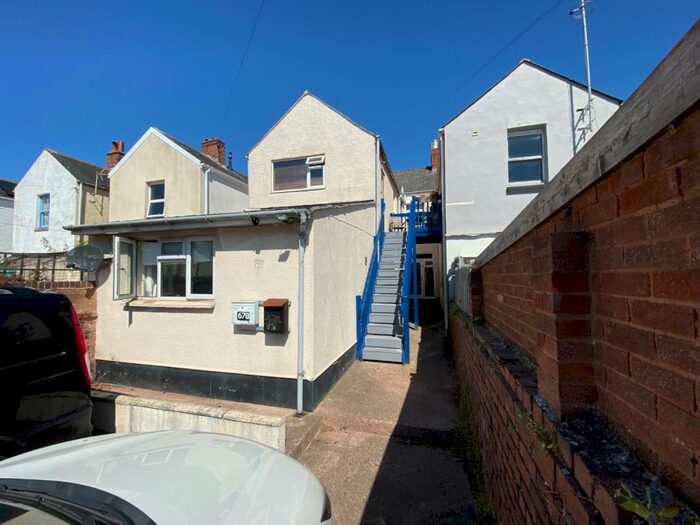 1 Bedroom Flat To Rent In Victoria Road, Exmouth, Devon, EX8
