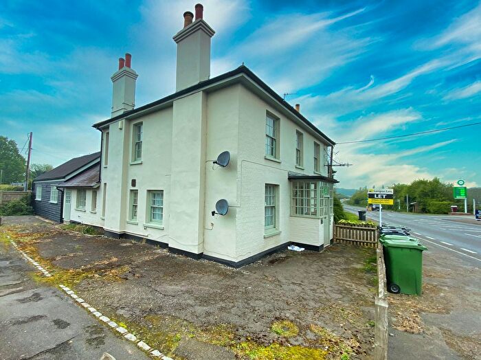 1 Bedroom Flat To Rent In Golden Cross, Hailsham, BN27