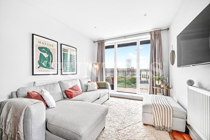 1 Bedroom House For Sale In Orchid House, Tottenham, N17