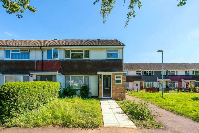 3 Bedroom End Of Terrace House To Rent In Tresilian Square, Hemel Hempstead, HP2