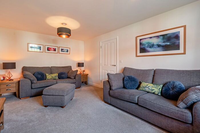 4 Bedroom Detached House For Sale In Buzzard Row, Newent, Gloucestershire, GL18