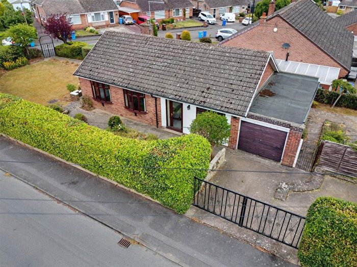 3 Bedroom Detached Bungalow For Sale In Braefield Close, Kirk Hallam, DE7