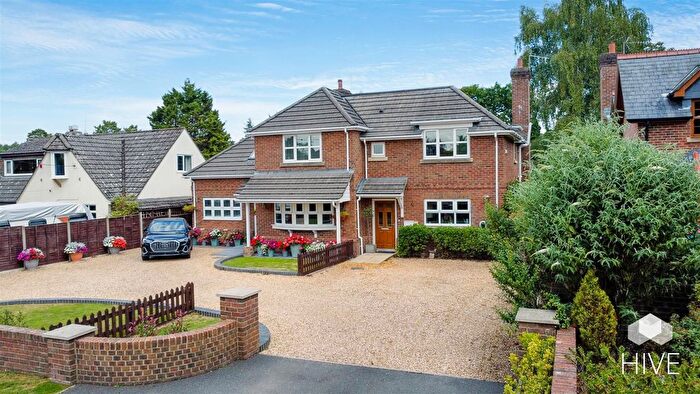 3 Bedroom Semi-detached House For Sale In Post Office Lane, St. Ives, Ringwood, BH24
