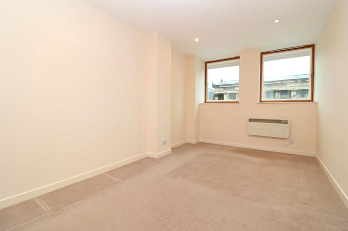 1 Bedroom Flat To Rent In The Pinnacle Bothwell Street, Glasgow, Glasgow City, G2