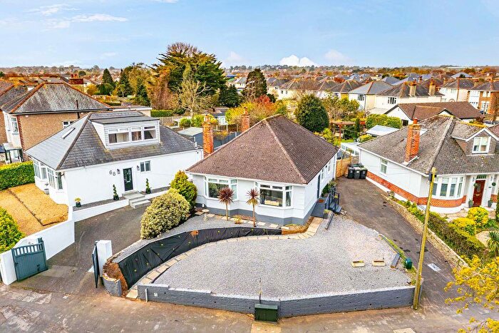 3 Bedroom Detached Bungalow For Sale In Iford Lane, Iford, BH6