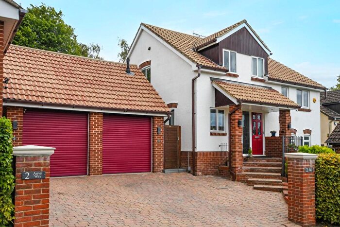 4 Bedroom Detached House For Sale In Anvil Way, Billericay, CM12