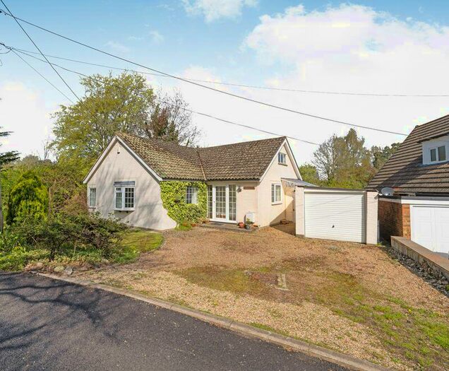 3 Bedroom Detached Bungalow For Sale In Norsted Lane, Pratts Bottom, Orpington, BR6