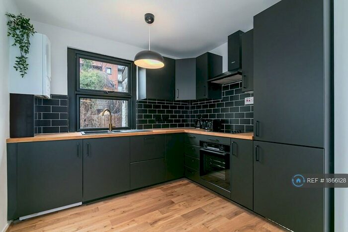 4 Bedroom End Of Terrace House To Rent In Abbott Road, London, E14