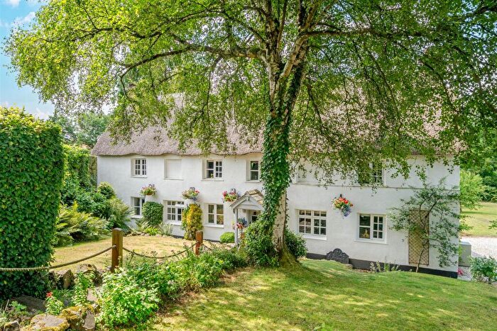 4 Bedroom Detached House For Sale In Cheriton Bishop, Exeter, EX6