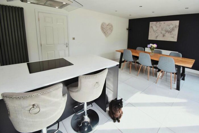 5 Bedroom Detached House For Sale In Castle Hey Close, Bury, BL9
