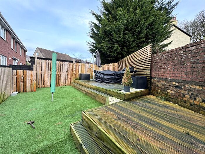 1 Bedroom Flat For Sale In Cherrytree Place, Strathaven, ML10