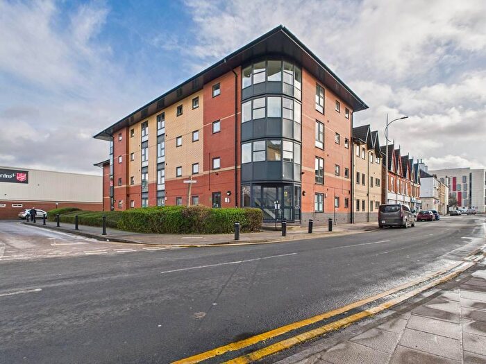 1 Bedroom Apartment For Sale In The Gateway, Reed Street, HU2
