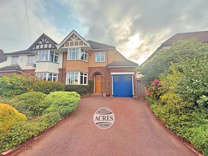 3 Bedroom Semi-Detached House For Sale In Clarence Road, Four Oaks, Sutton Coldfield, B74