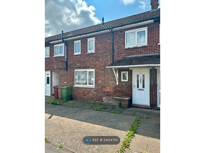 3 Bedroom Terraced House To Rent In Grange Lane South, Scunthorpe, DN16
