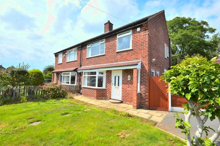 3 Bedroom Semi-Detached House To Rent In Clover Croft, Sale, M33