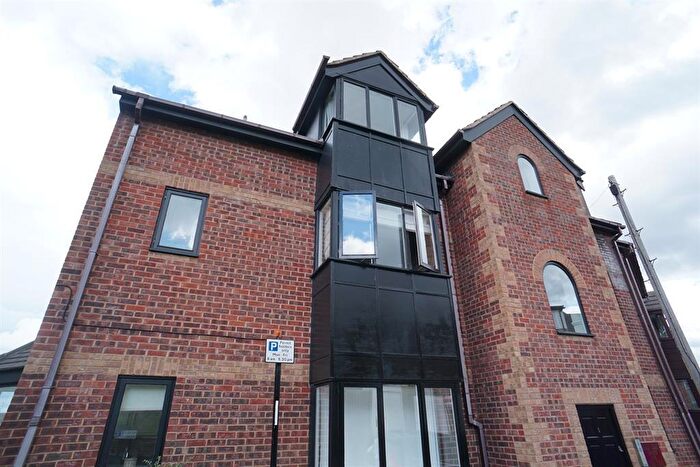 2 Bedroom Flat To Rent In Ainsley Court, Ainsley Road, Crookes, Sheffield, S10