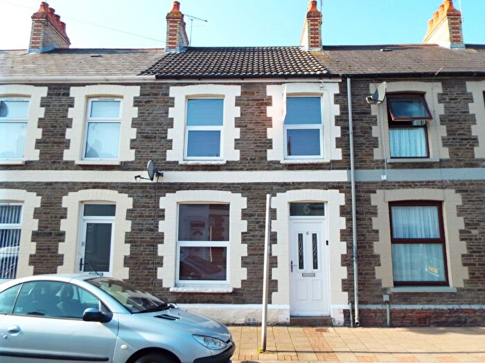 3 Bedroom Property To Rent In Blanche Street, Cardiff, CF24