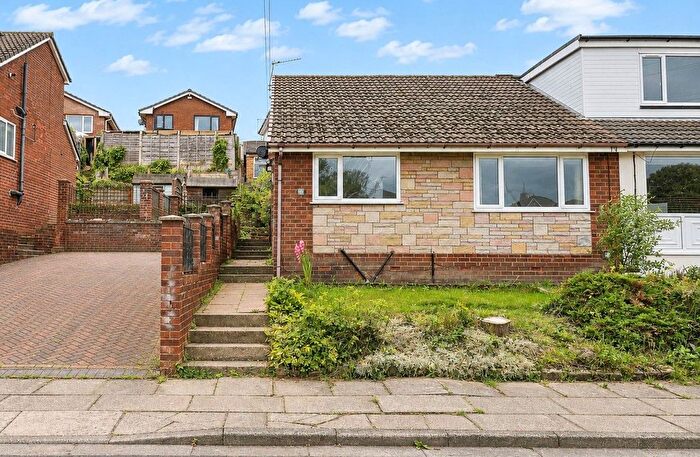 2 Bedroom Semi-detached Bungalow For Sale In Whitecroft Drive, Bury, BL8