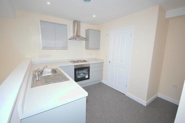 2 Bedroom Flat To Rent In Bruce Street, Northampton, NN5