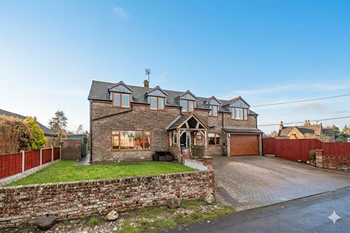 5 Bedroom Detached House For Sale In The Close, Hilmarton, Calne, SN11