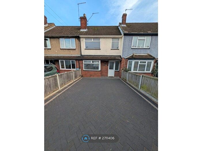 3 Bedroom Terraced House To Rent In Bill Street Road, Rochester, ME2