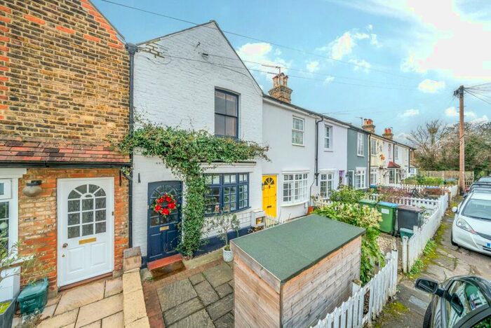 2 Bedroom Terraced House To Rent In Southbank, Thames Ditton, KT7