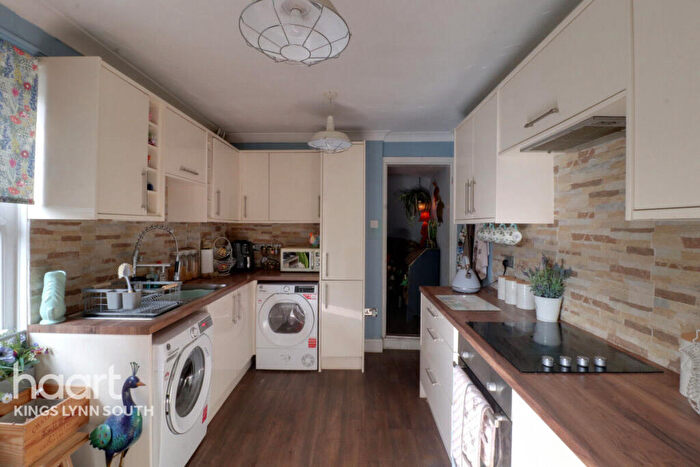 3 Bedroom Terraced House For Sale In Tennyson Avenue, King's Lynn, PE30