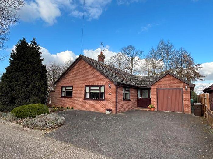 3 Bedroom Bungalow For Sale In Mere Farm Lane, Great Barton, IP31