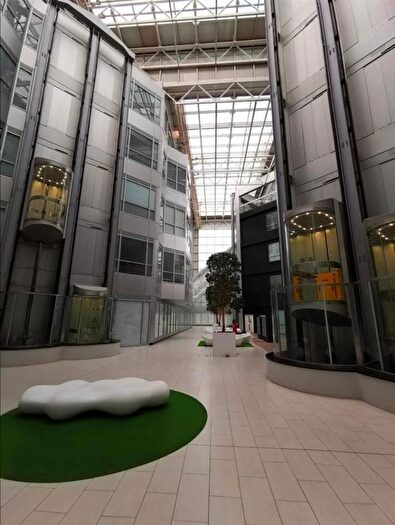 1 Bedroom Flat For Sale In Staines Road, Hounslow, TW3