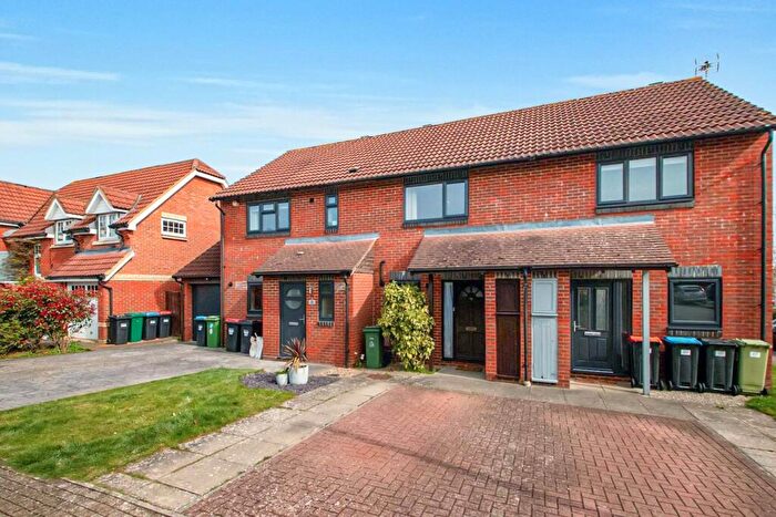 2 Bedroom End Of Terrace House To Rent In Hartdames, Shenley Brook End, Milton Keynes, MK5