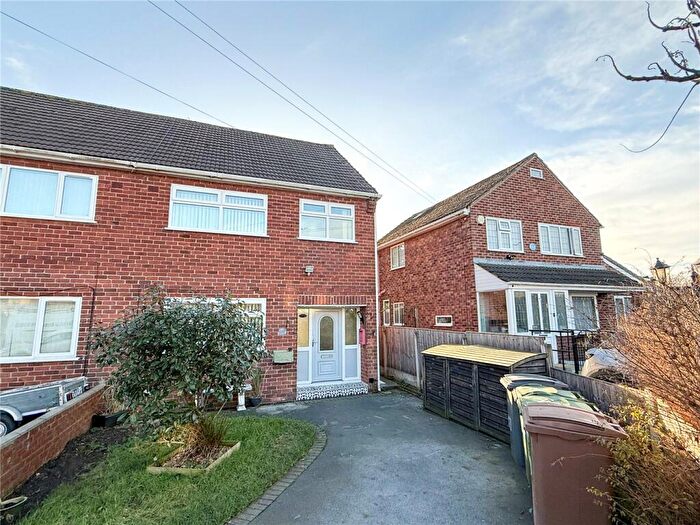 3 Bedroom Semi-Detached House For Sale In Oakleigh Grove, Bebington, Wirral, CH63