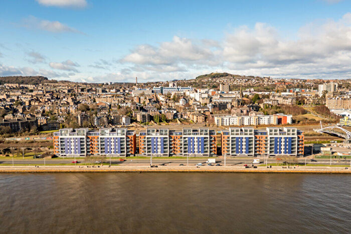 2 Bedroom Apartment For Sale In Riverside Drive, Dundee, DD1