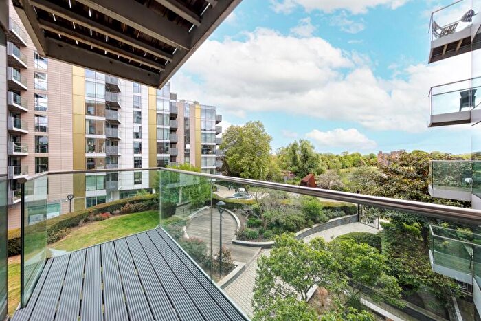 1 Bedroom Flat To Rent In Goodchild Road London, N4