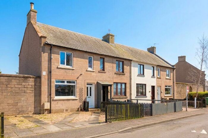 2 Bedroom Terraced House For Sale In Whitecraig Crescent, Whitecraig, Musselburgh, EH21