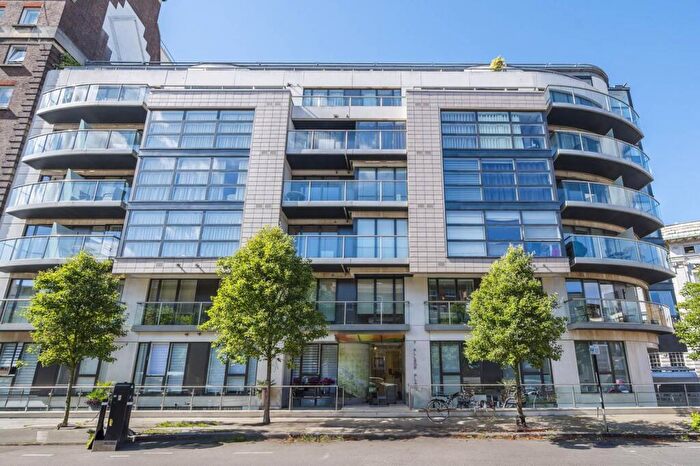 2 Bedroom Flat To Rent In Allsop Place, Regent's Park, London, NW1